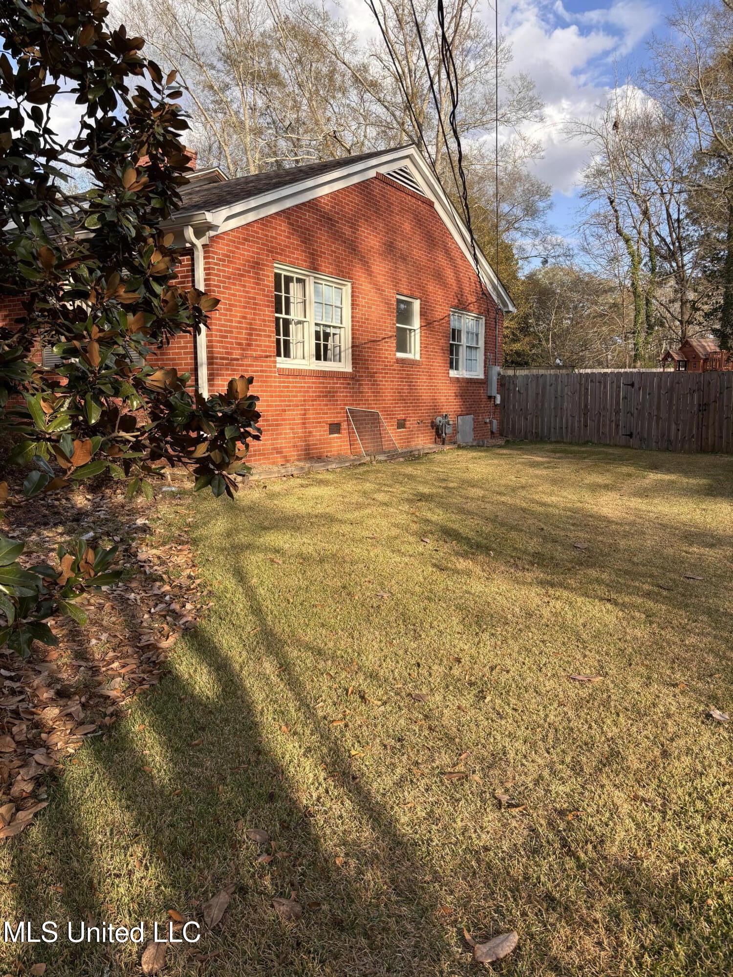 941 South Church Street Brookhaven, MS 39601 - Photo 3 of 38 IMG_6660