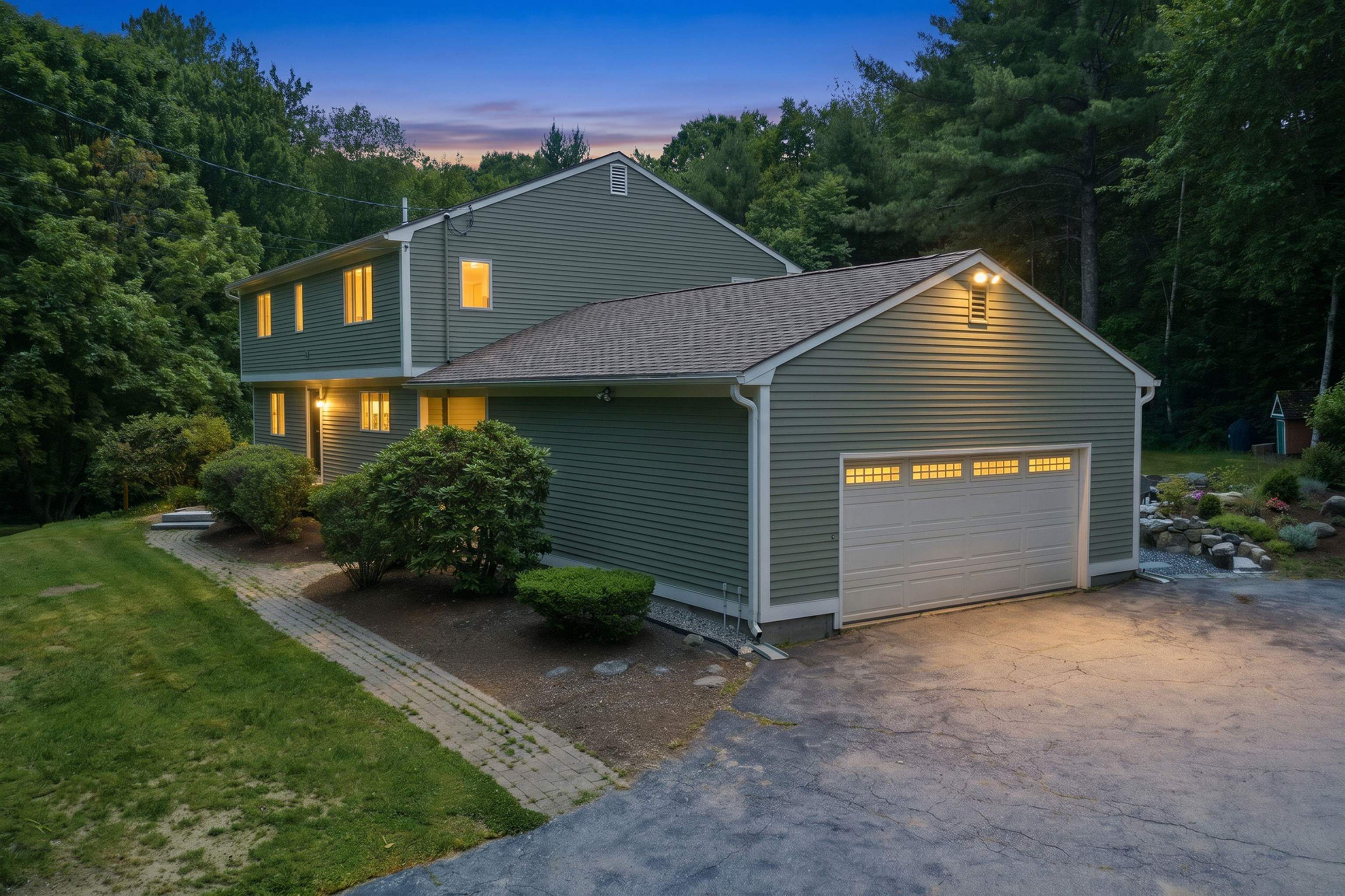 171 Dow Road Bow, NH 03304 - Photo 1 of 48