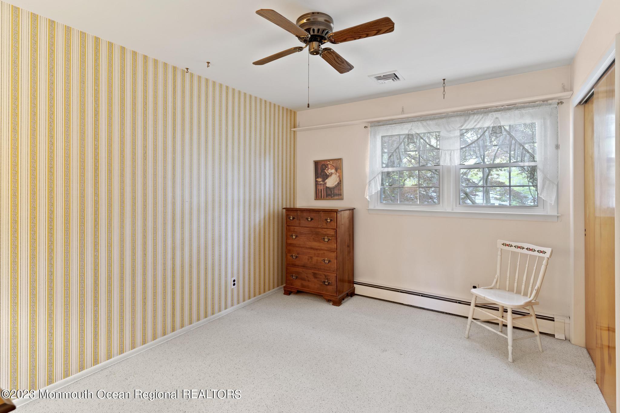 428 Bertha Road Toms River, NJ 08755 - Photo 22 of 35 428 Bertha Rd (24)