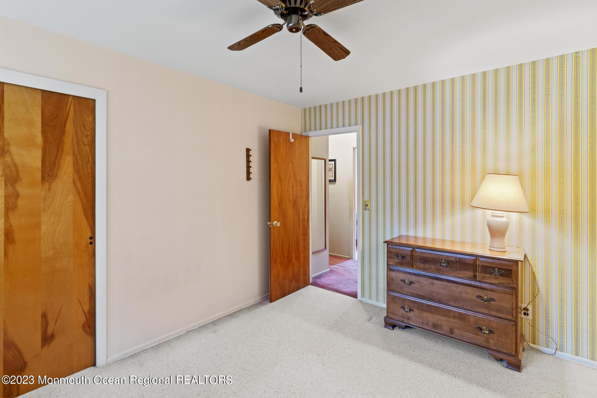 428 Bertha Road Toms River, NJ 08755 - Photo 23 of 35 428 Bertha Rd (25)