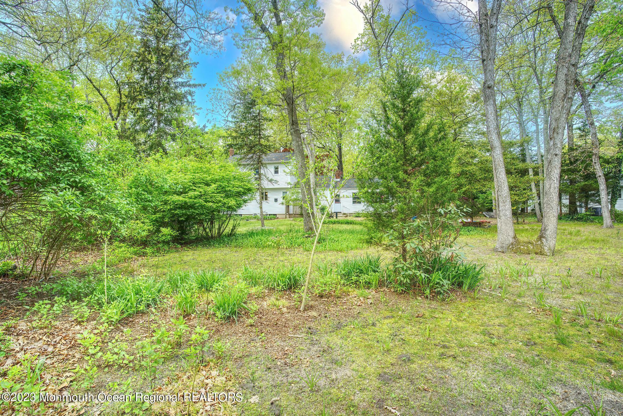 428 Bertha Road Toms River, NJ 08755 - Photo 34 of 35 428 Bertha Rd (36)