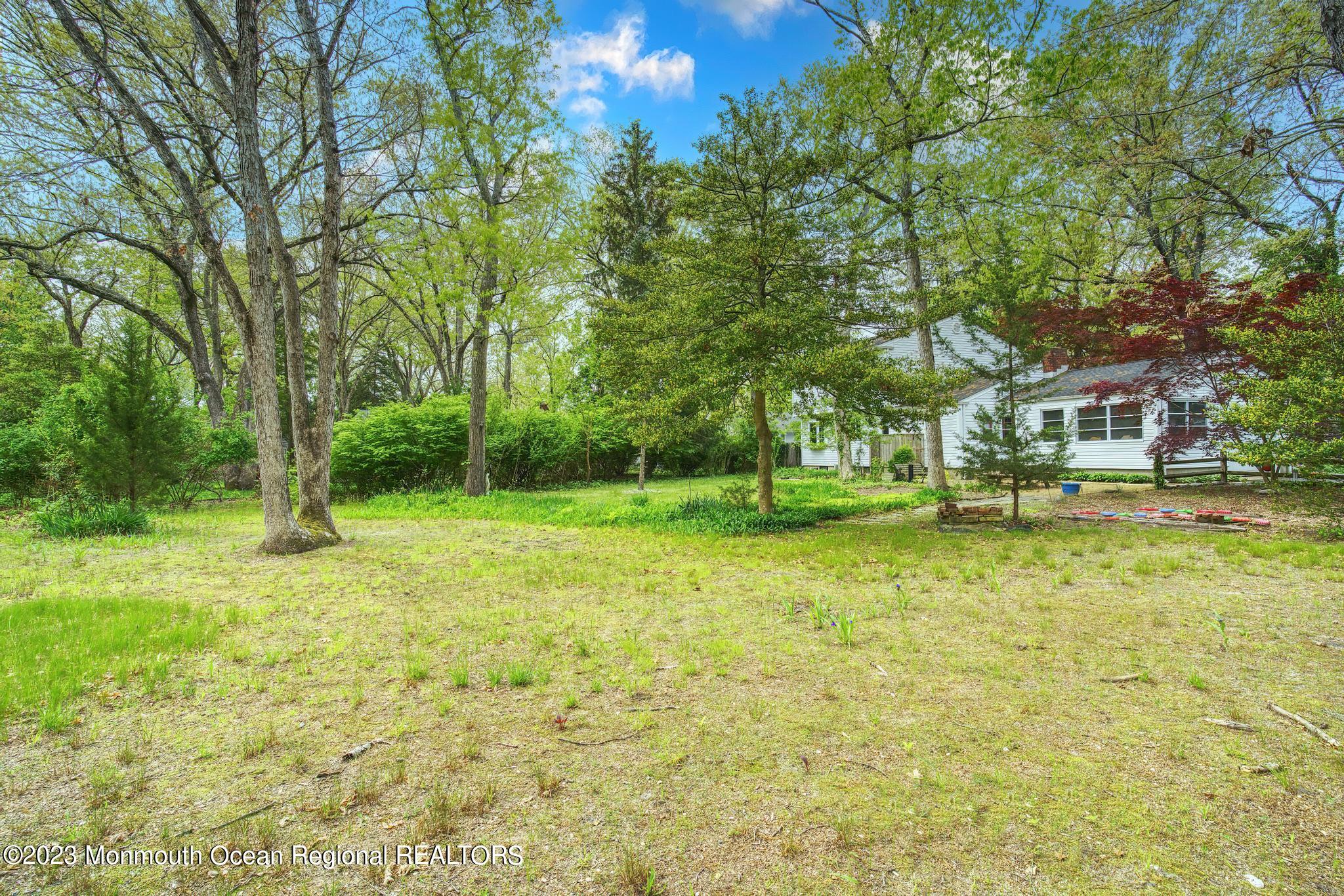 428 Bertha Road Toms River, NJ 08755 - Photo 35 of 35 428 Bertha Rd (37)