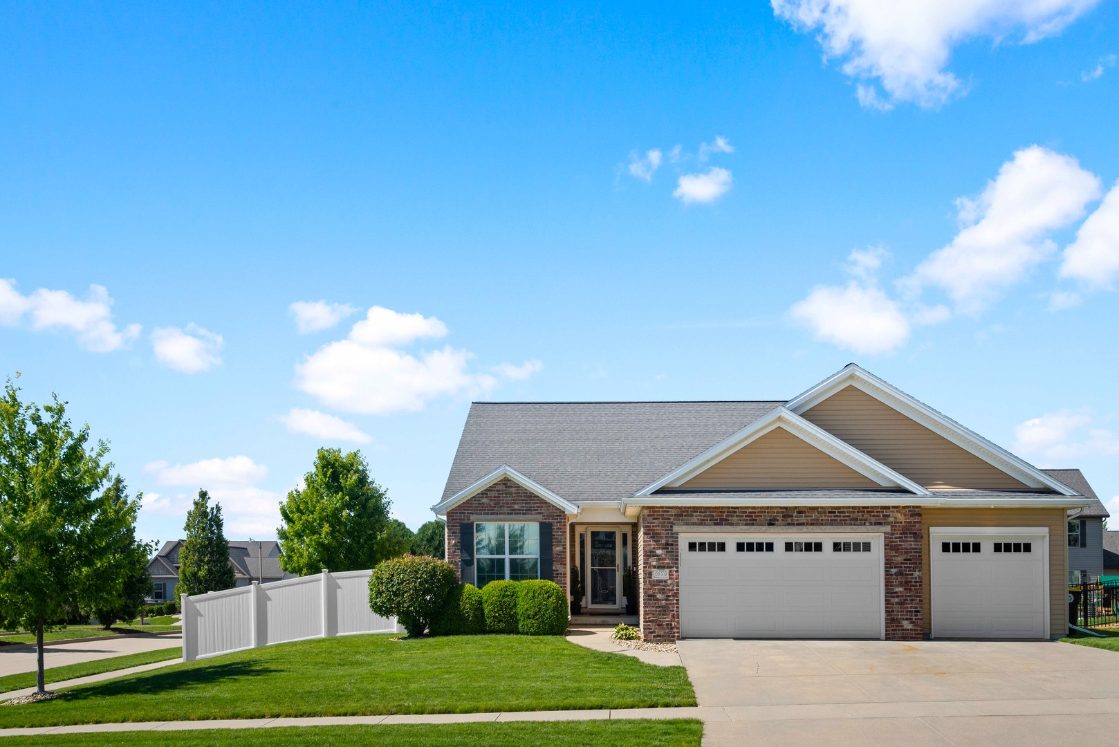 2600 Fieldstone Court Normal, IL 61761 - Photo 2 of 57