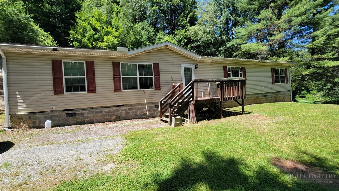 737 Lower Crab Orchard Road Banner Elk, NC 28604 - Photo 1 of 14