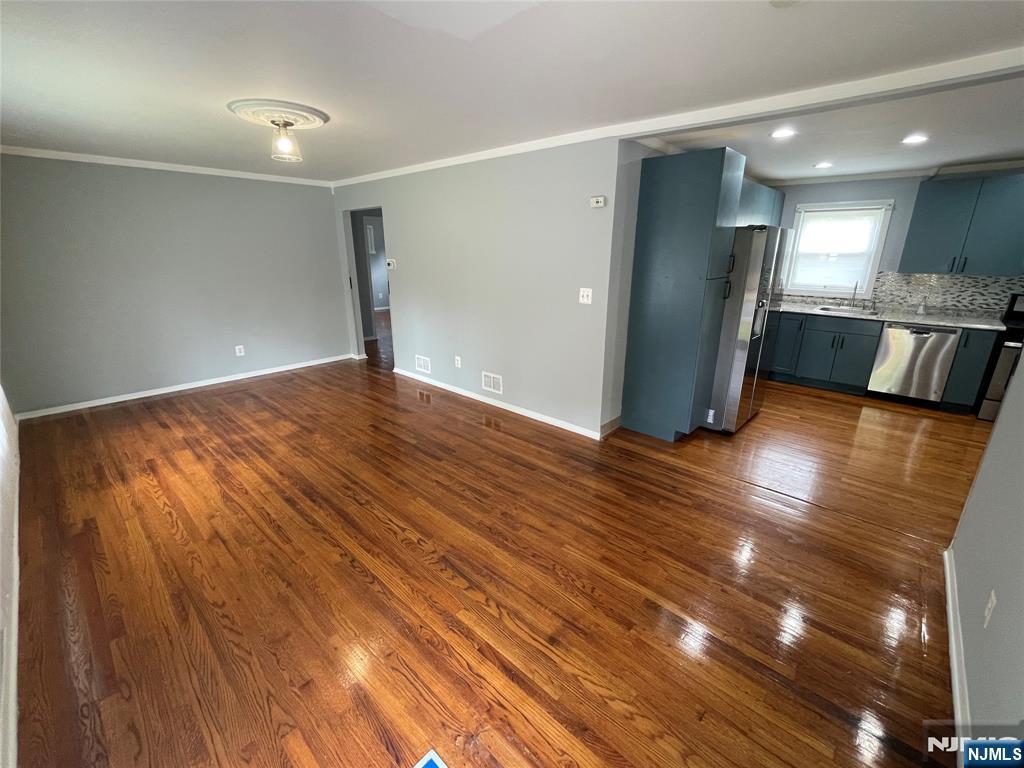 12 Fordham Road Oakland, NJ 07436 - Photo 15 of 26 a view of a livingroom with wooden floor