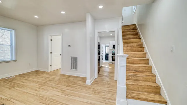 $309,400 | 207 West Adams Avenue, Pleasantville, NJ 08232