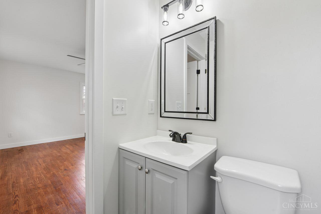 357 Meadowcrest Road Cincinnati, OH 45231 - Photo 35 of 61