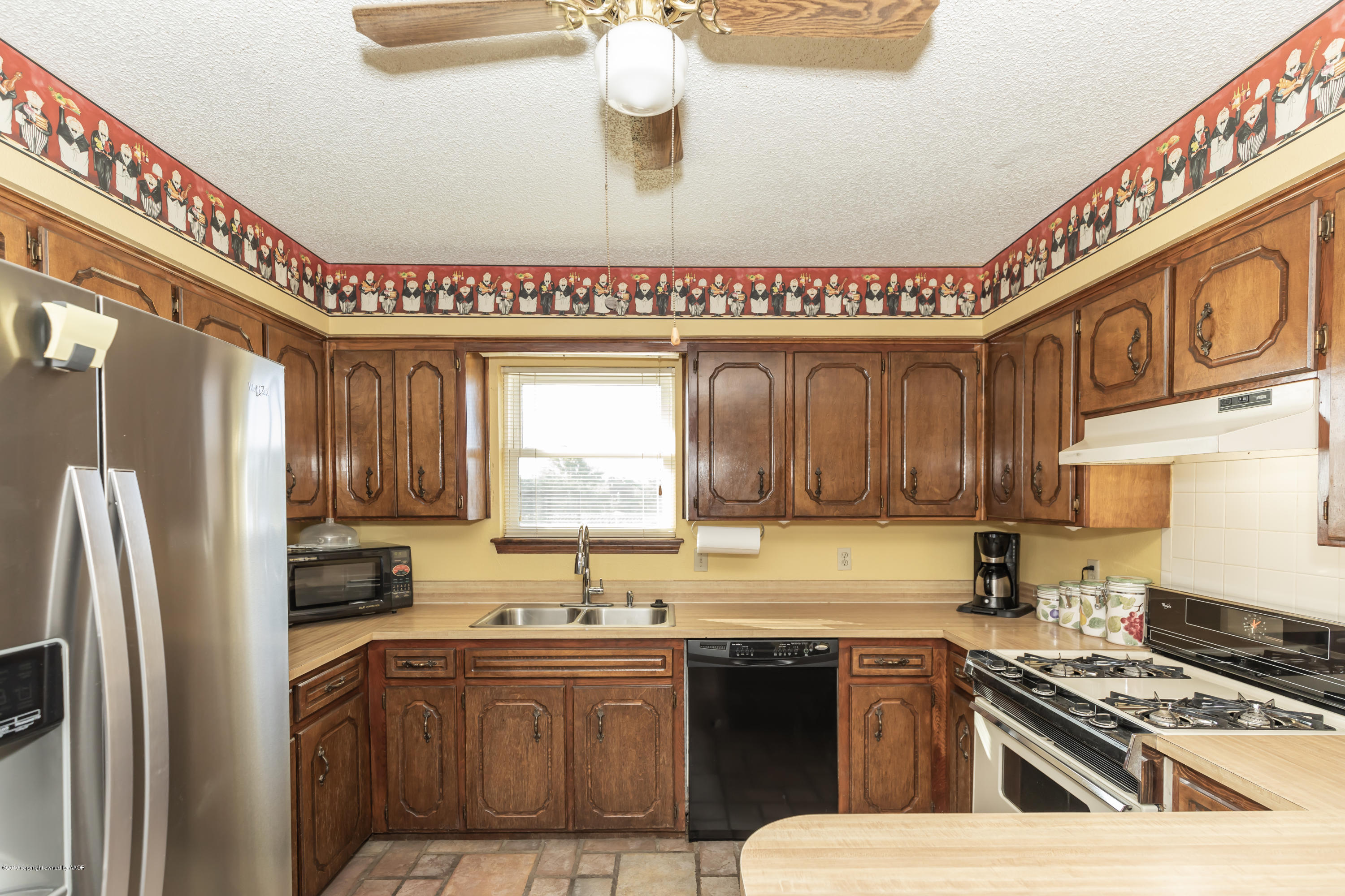 9901 South Blessen Road Amarillo, TX 79119 - Photo 12 of 38 KITCHEN VIEW 1