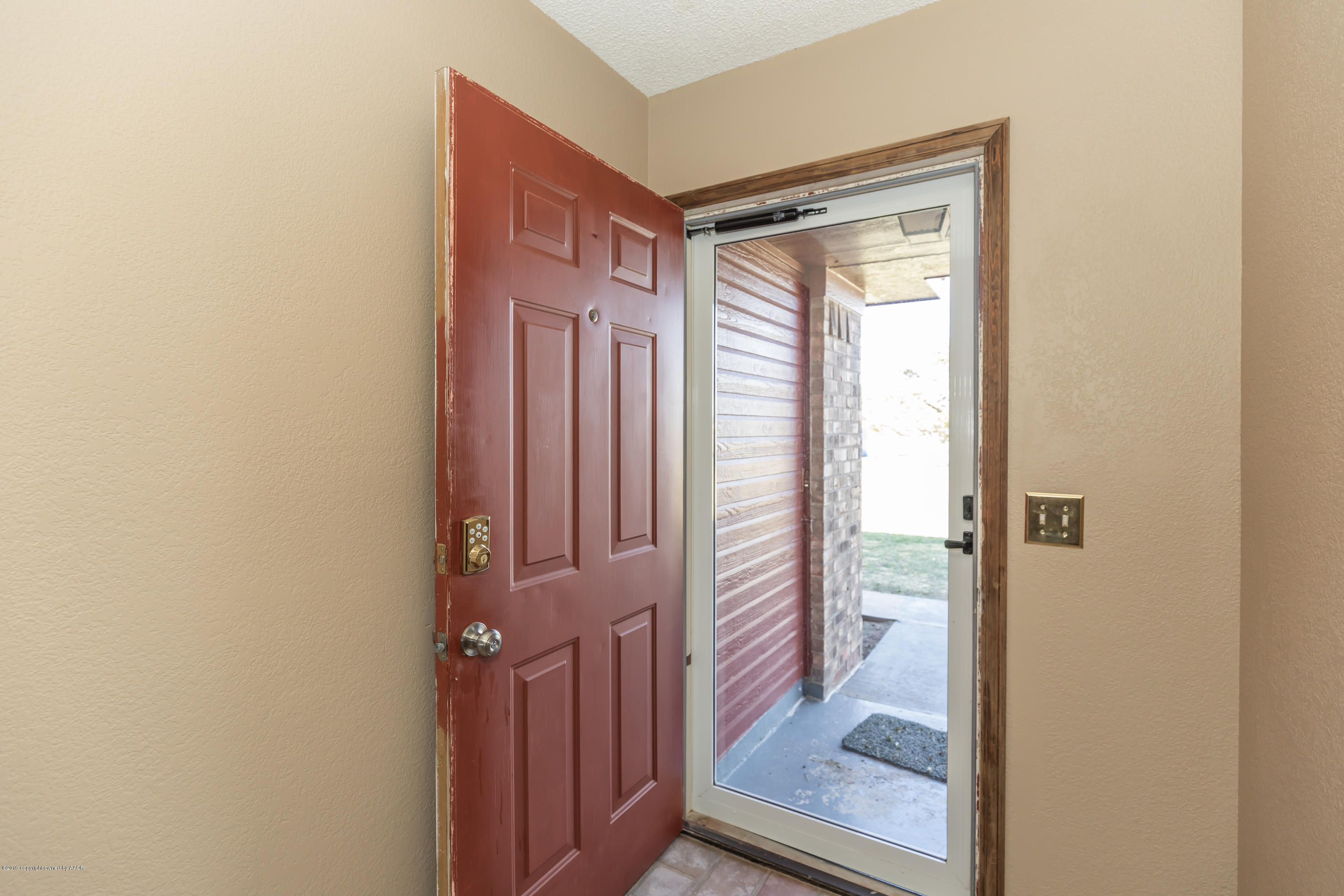 9901 South Blessen Road Amarillo, TX 79119 - Photo 4 of 38 ENTRY