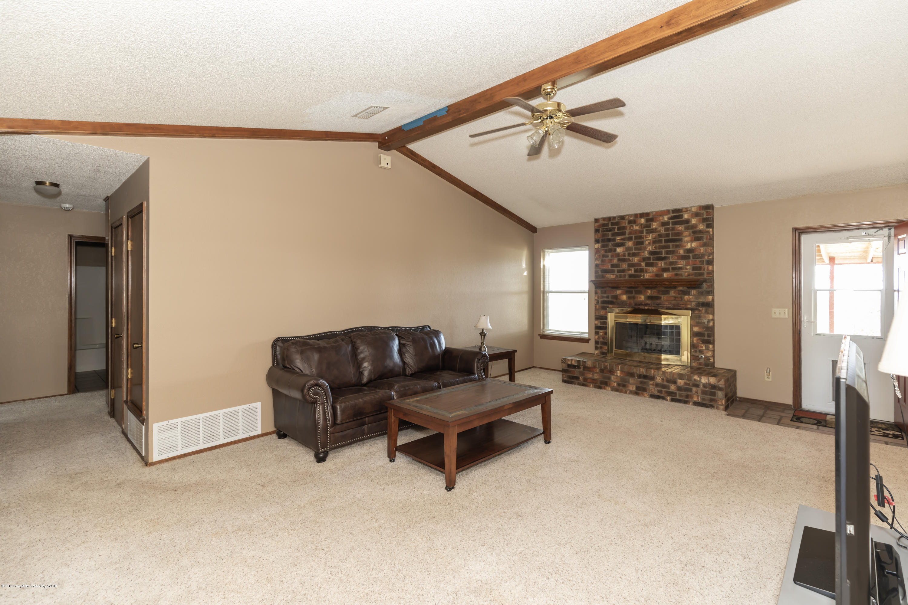 9901 South Blessen Road Amarillo, TX 79119 - Photo 6 of 38 LIVING ROOM VIEW 2