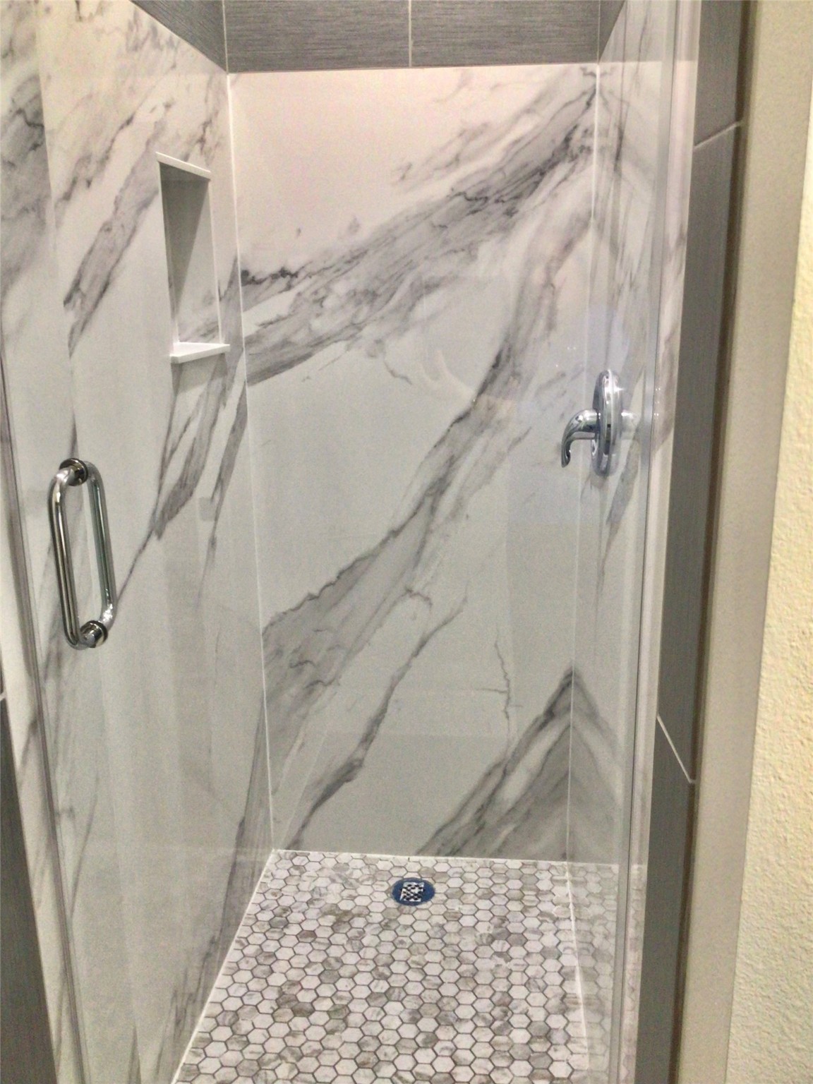 2109 Marnel Road, Unit C Houston, TX 77055 - Photo 18 of 27 a bathroom with a shower