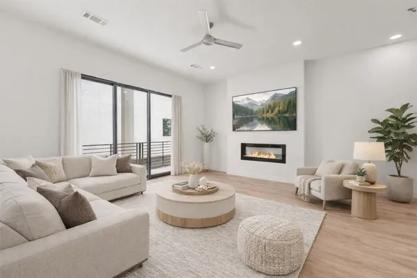$649,000 | 1517 Vermont Street, Unit B, Houston, TX 77006
