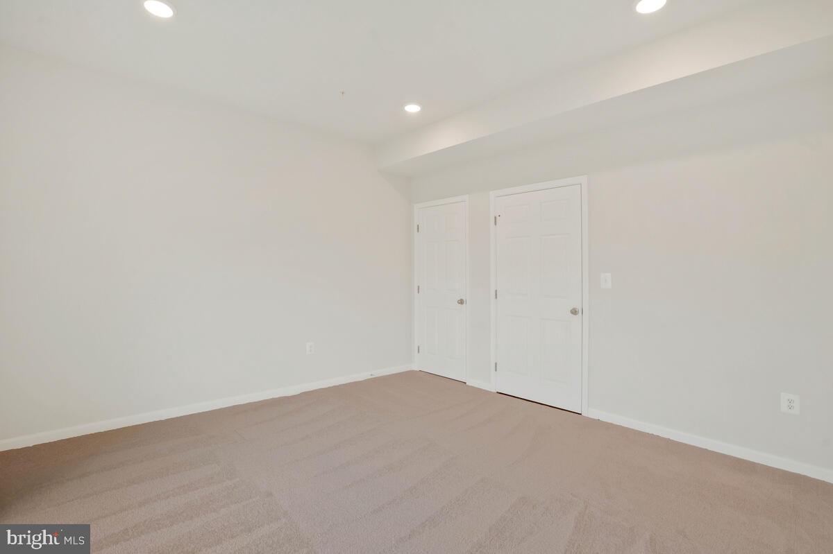 284 Topher's Trail Prince Frederick, MD 20678 - Photo 3 of 16 Spacious, light-filled room awaits you.