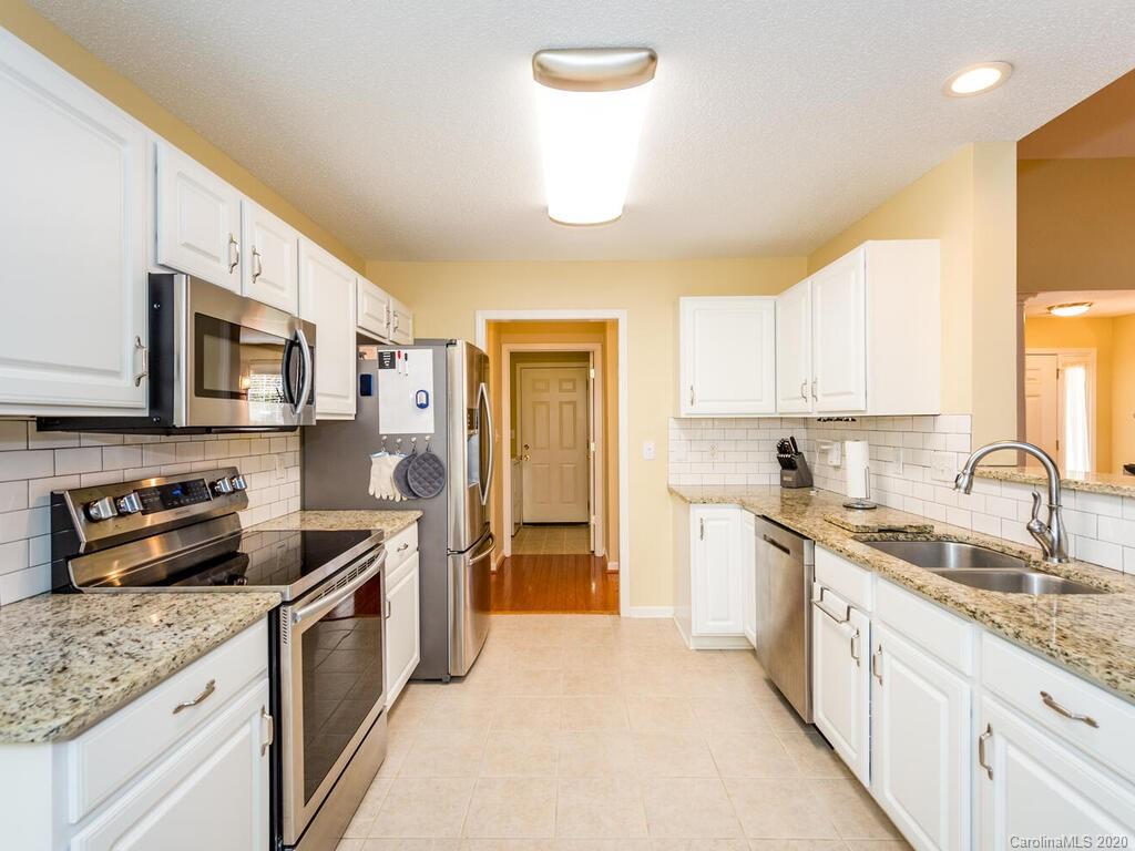 254 Farm Valley Road Fletcher, NC 28732 - Photo 16 of 36 Gallery Image 16