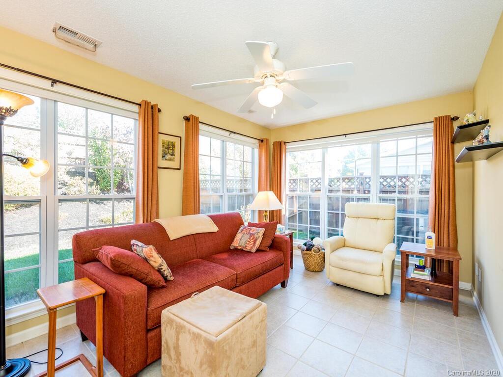 254 Farm Valley Road Fletcher, NC 28732 - Photo 17 of 36 Gallery Image 17