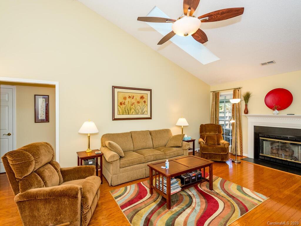 254 Farm Valley Road Fletcher, NC 28732 - Photo 7 of 36 Gallery Image 7