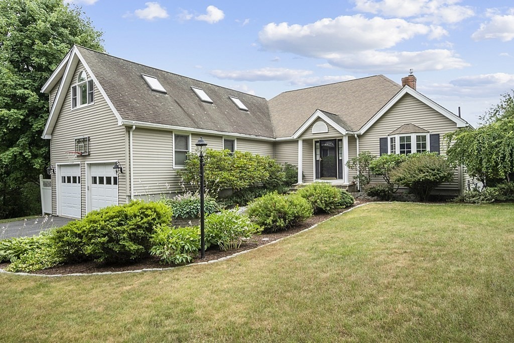 4 Osgood Road Sterling, MA 01564 - Photo 1 of 42