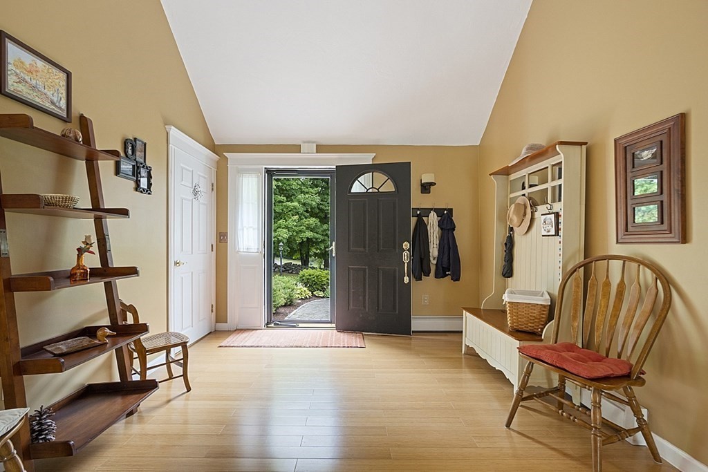 4 Osgood Road Sterling, MA 01564 - Photo 4 of 42