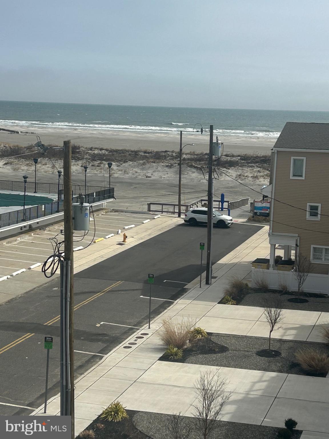 418 Farragut Road, Unit H Wildwood Crest, NJ 08260 - Photo 16 of 28