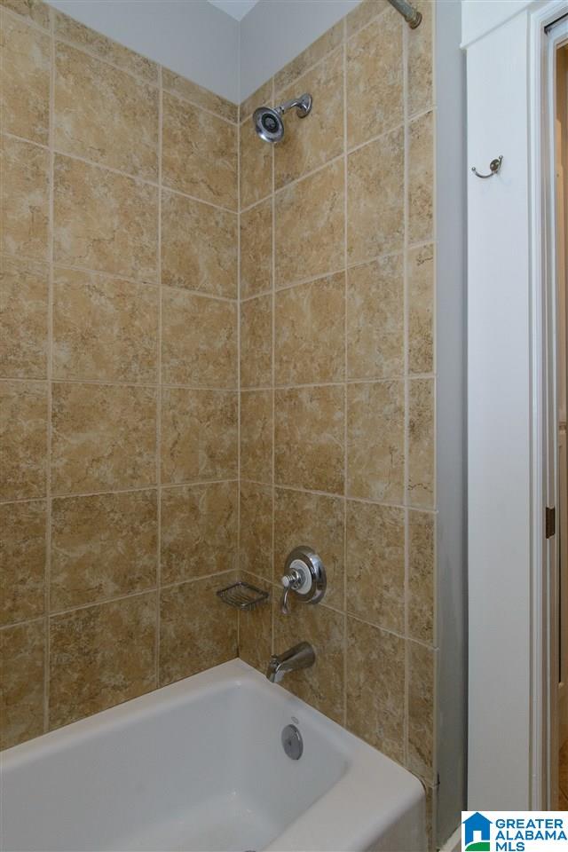 117 Hawthorne Road West Birmingham, AL 35209 - Photo 28 of 40
