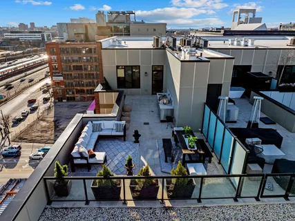 $2,150,000 | 323 South Racine Avenue, Unit PHD, Chicago, IL 60607