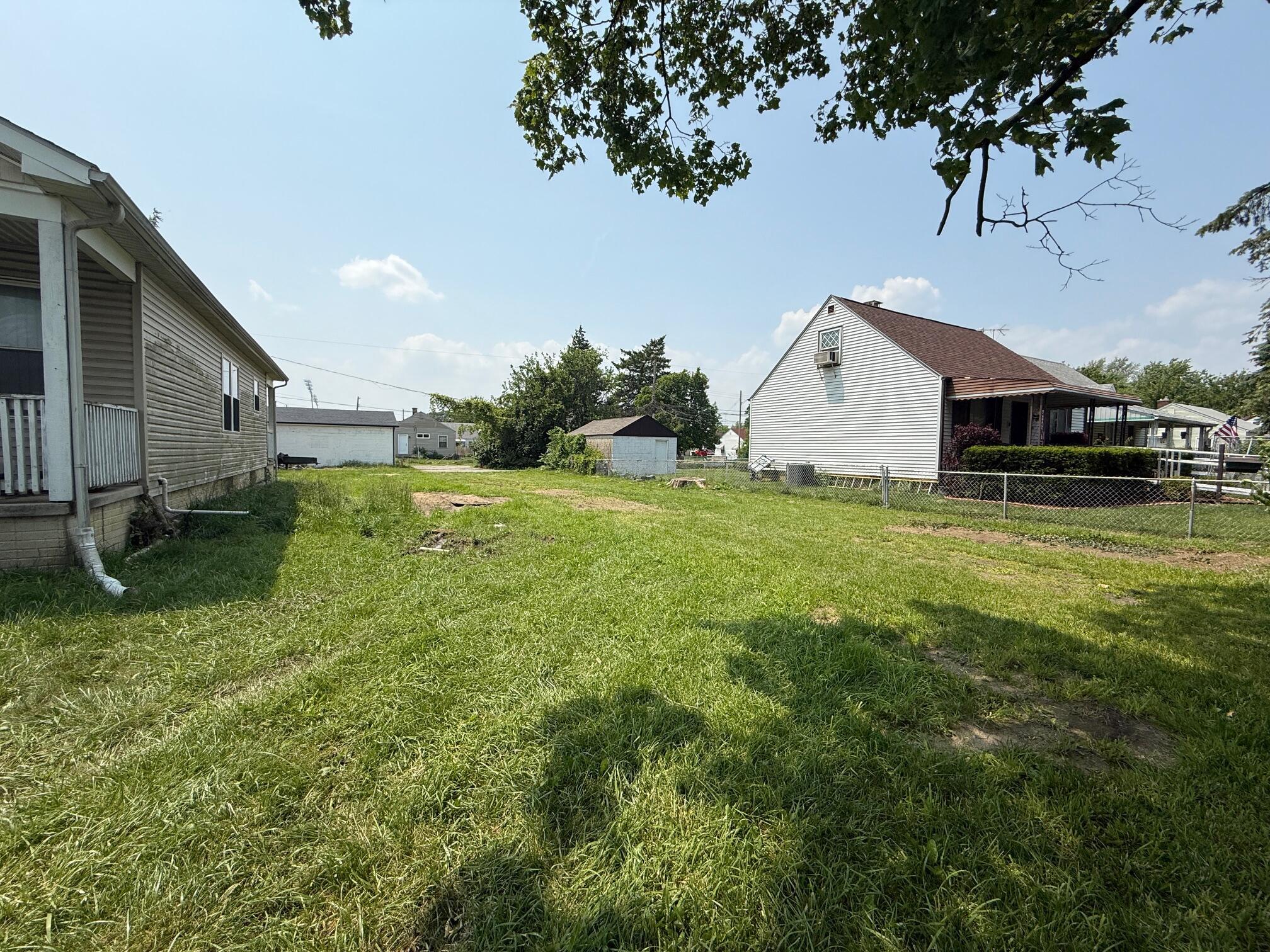 2197 Howey Road Columbus, OH 43211 - Photo 1 of 7 IMG_7054