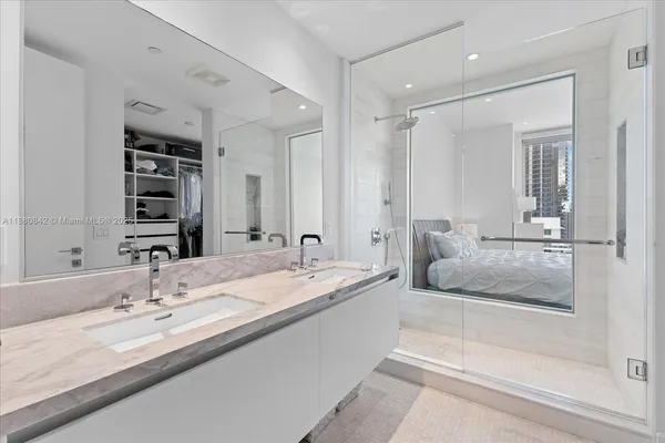 $8,500 | 700 Northeast 26th Terrace, Unit 2605, Miami, FL 33137