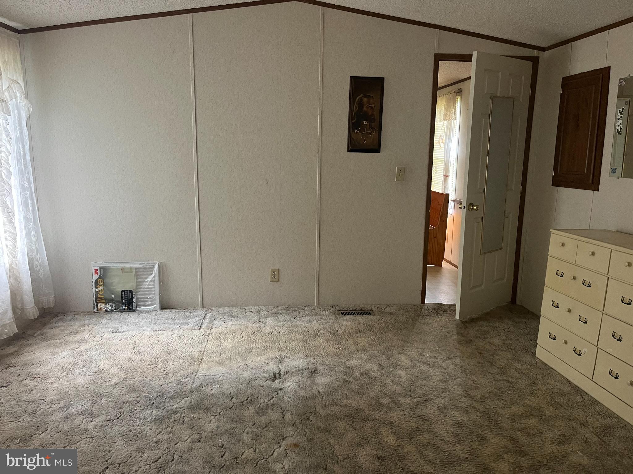 291 Dean Road Toms Brook, VA 22660 - Photo 15 of 21 Spacious room with natural light and potential.