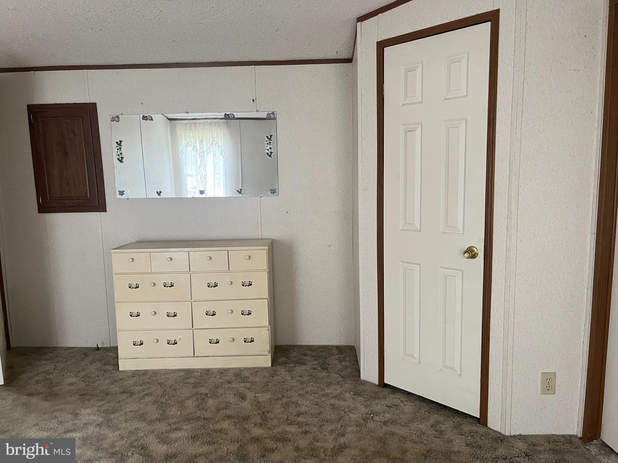 291 Dean Road Toms Brook, VA 22660 - Photo 16 of 21 Bright and inviting bedroom corner.