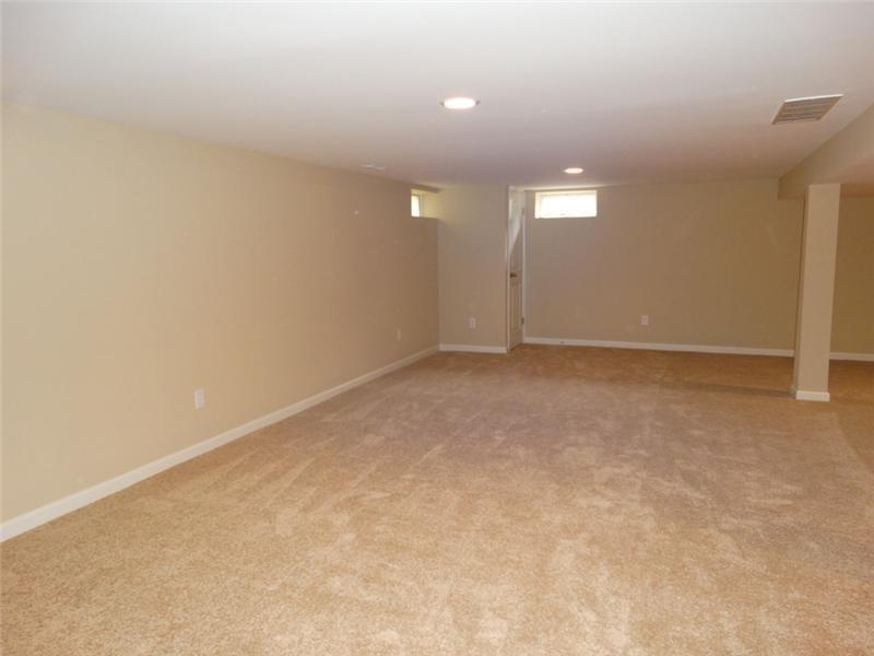5470 Fenmore Road Indianapolis, IN 46228 - Photo 11 of 12 Gallery Image 11