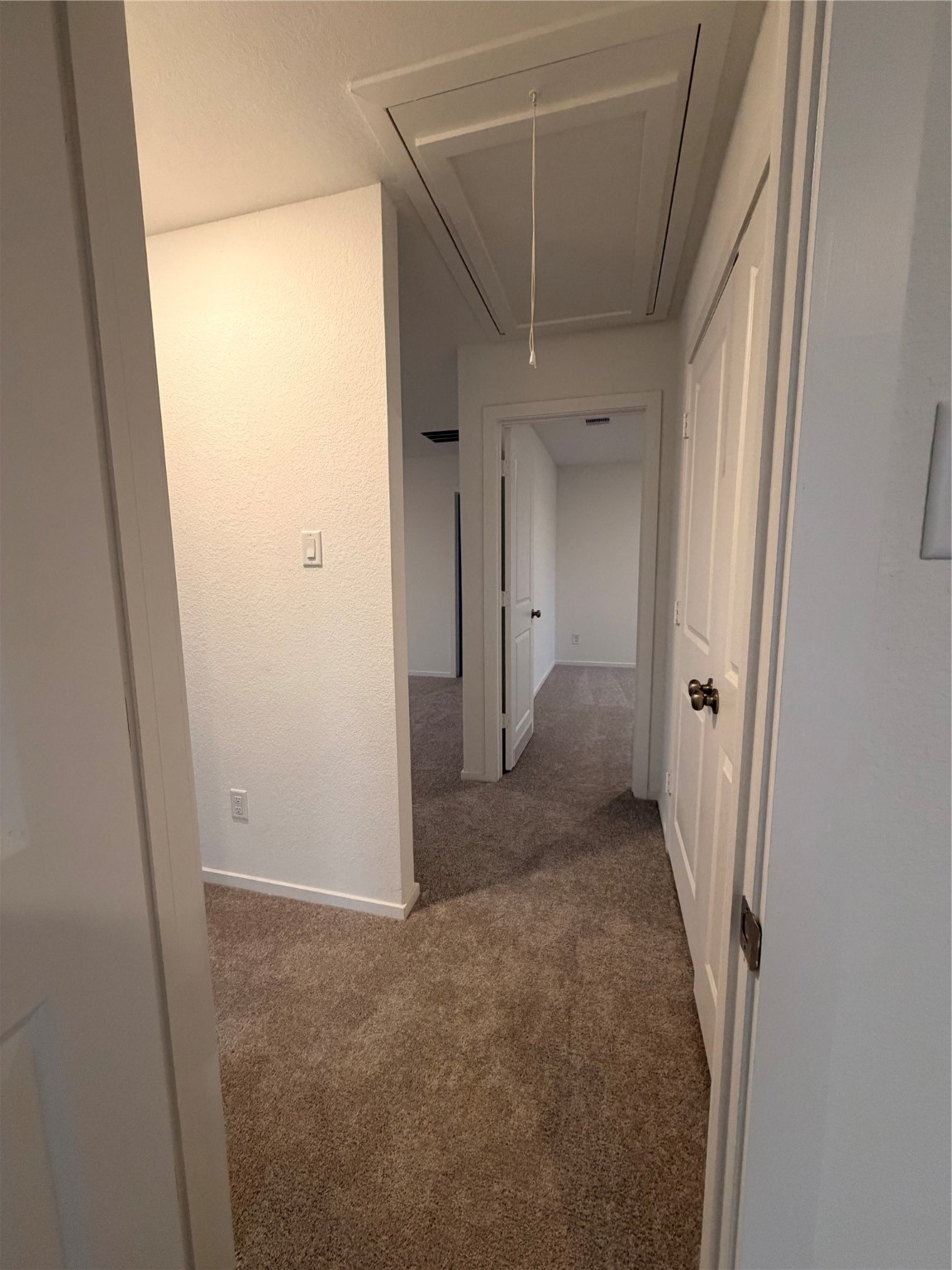 1719 West Stroker Road Crosby, TX 77532 - Photo 7 of 29 a view of a room