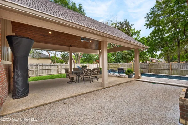 $899,000 | 480 Jordan Drive, Biloxi, MS 39531