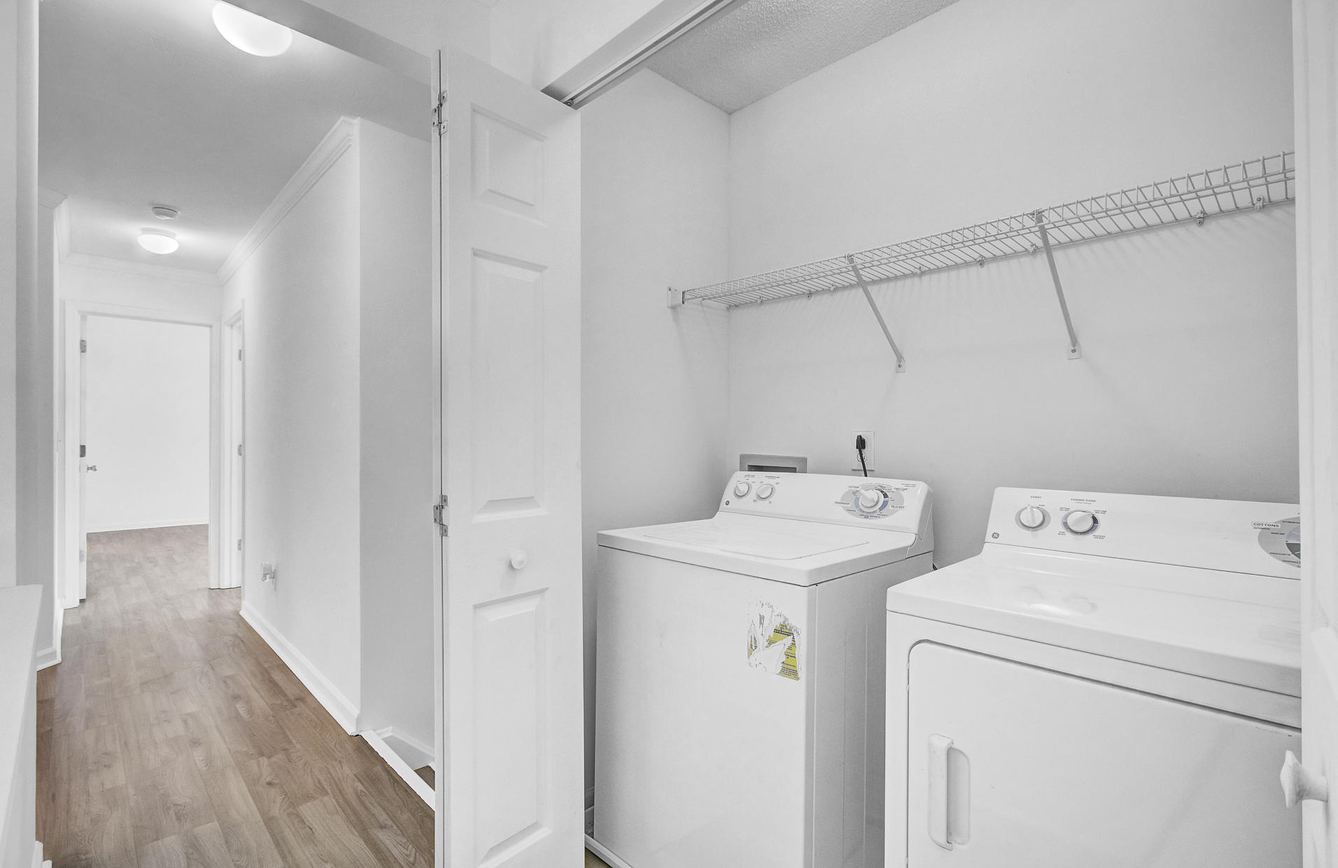 128 Whaler Road Summerville, SC 29485 - Photo 25 of 45 Upstairs laundry