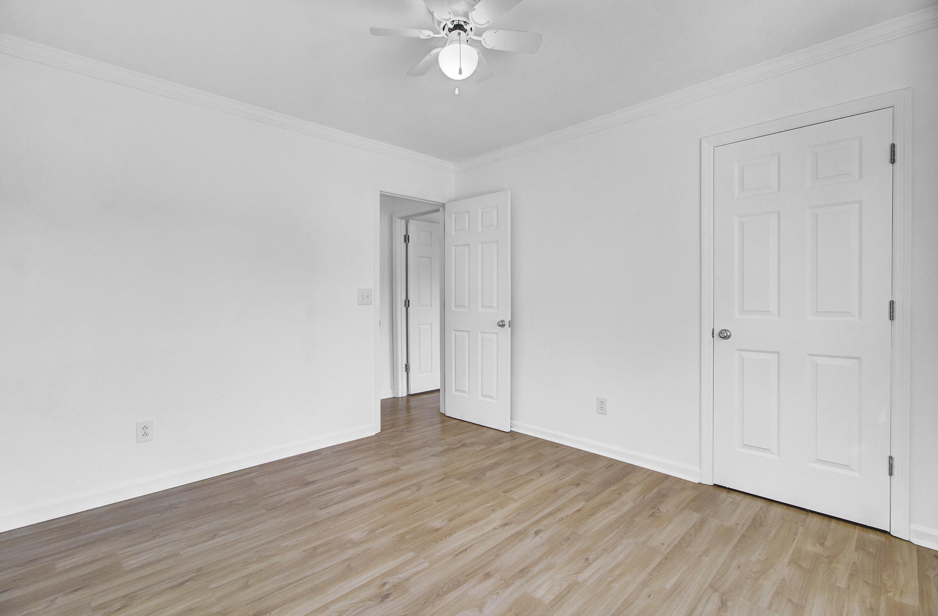 128 Whaler Road Summerville, SC 29485 - Photo 33 of 45 Guest bedroom #2