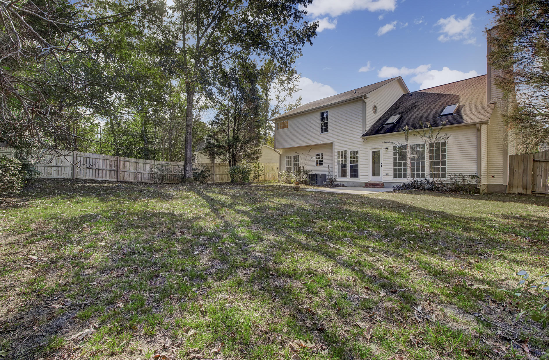 128 Whaler Road Summerville, SC 29485 - Photo 43 of 45 Back yard