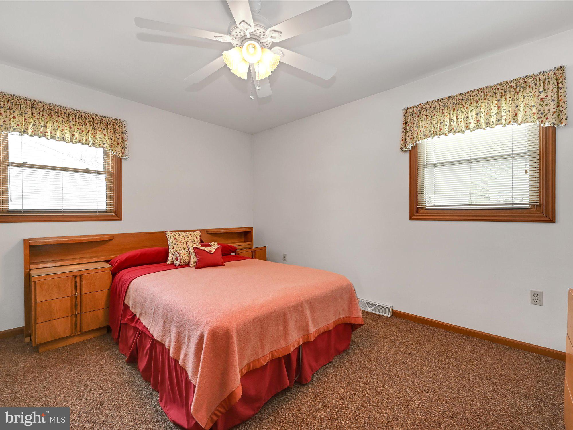 35 South Oak Street Lititz, PA 17543 - Photo 12 of 26 Bedroom 1