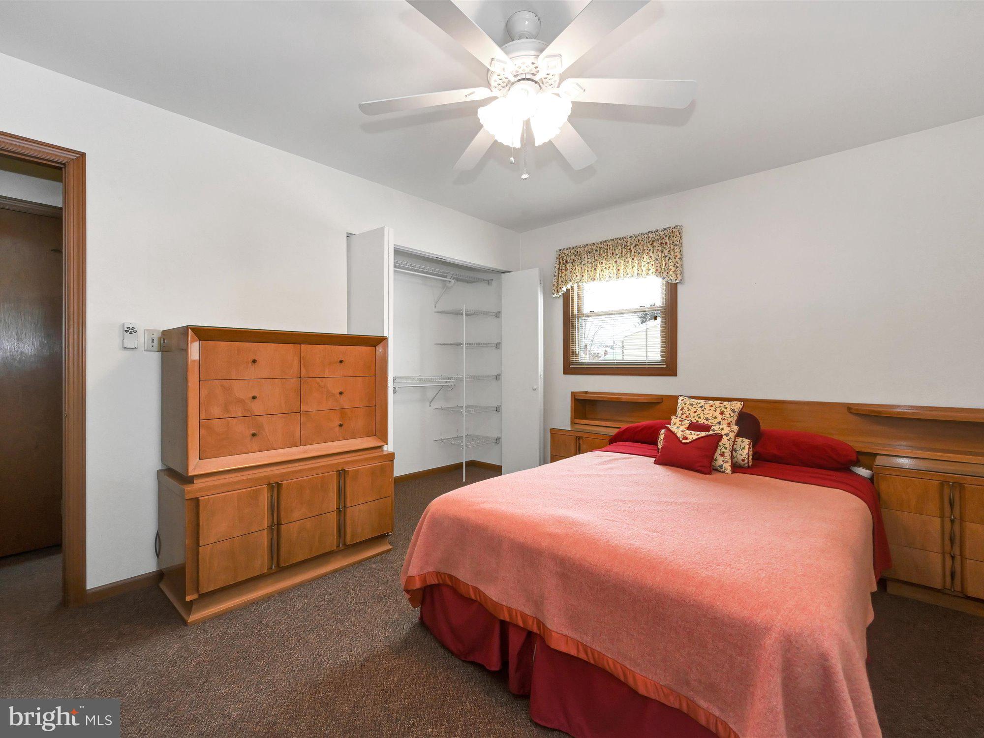 35 South Oak Street Lititz, PA 17543 - Photo 13 of 26 V2
