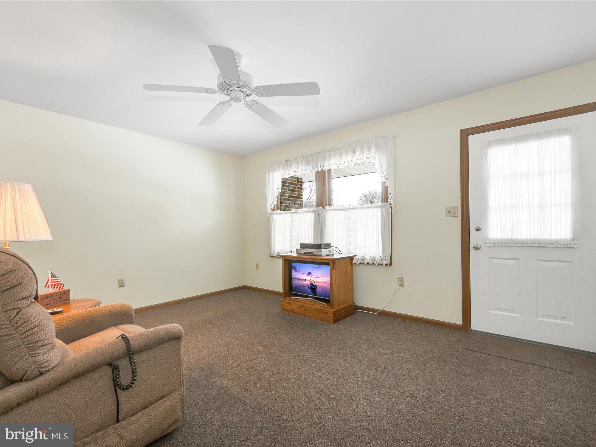 35 South Oak Street Lititz, PA 17543 - Photo 5 of 26 V2