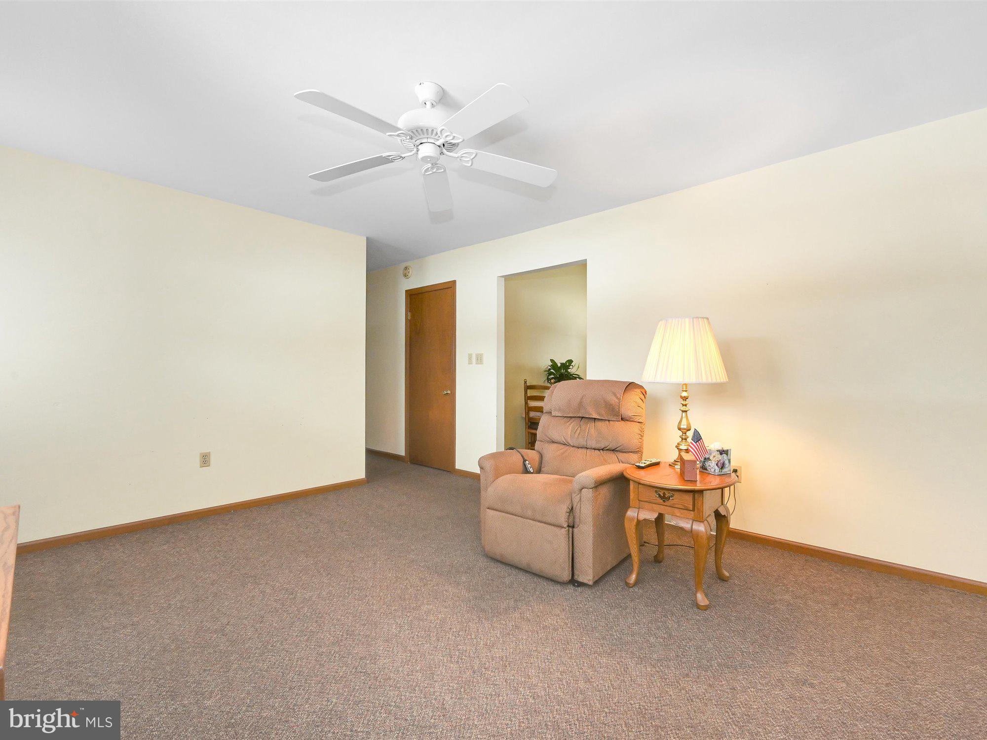 35 South Oak Street Lititz, PA 17543 - Photo 6 of 26 V3