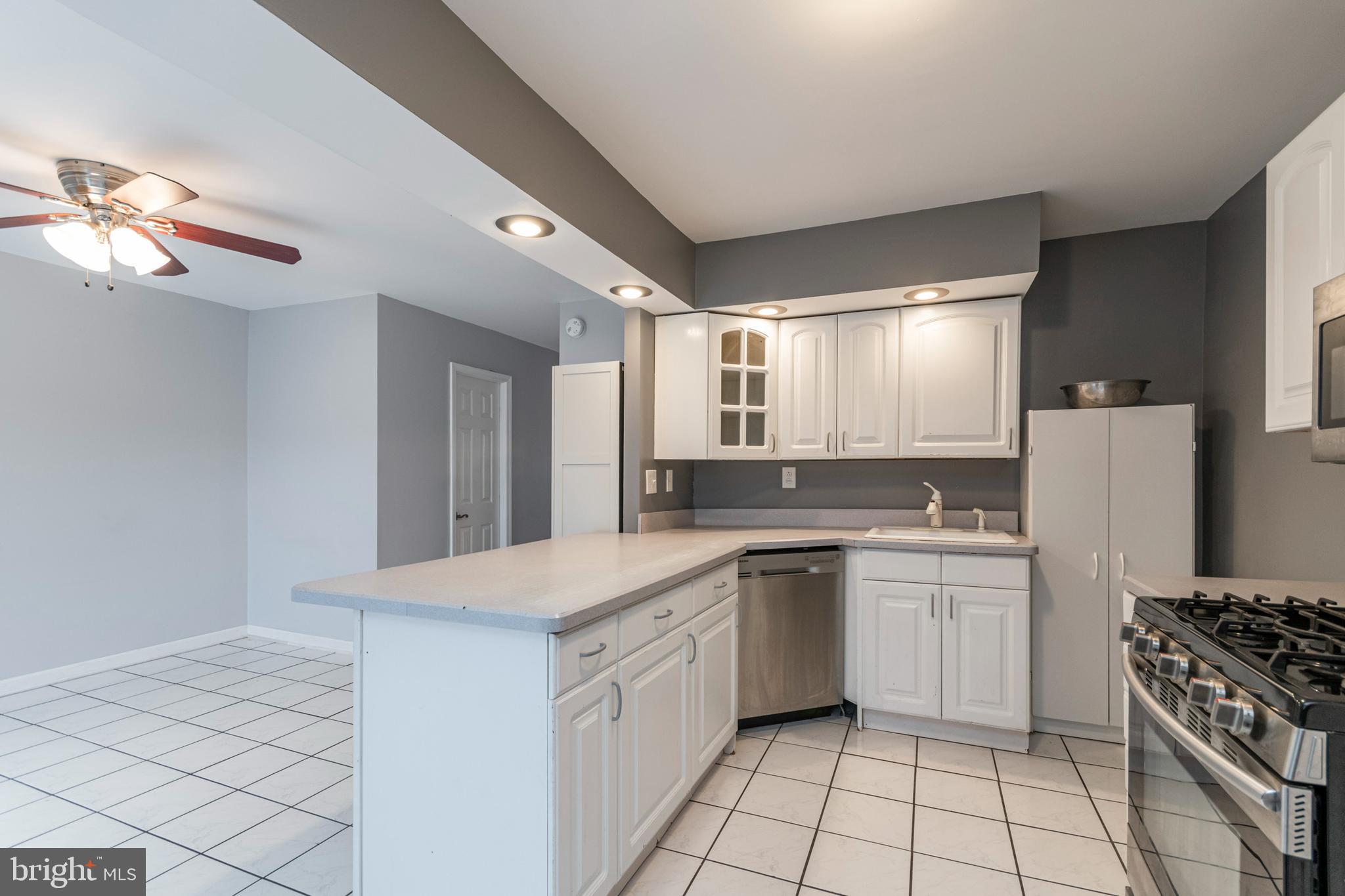 3506 Vinton Road Philadelphia, PA 19154 - Photo 14 of 35