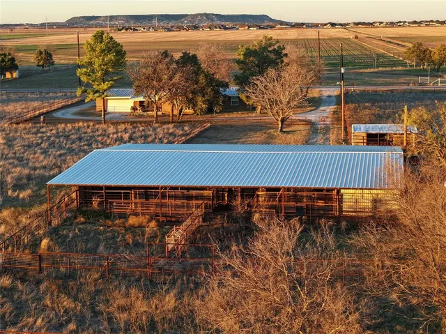 $389,000 | 901 Fm 613, Tuscola, TX 79562