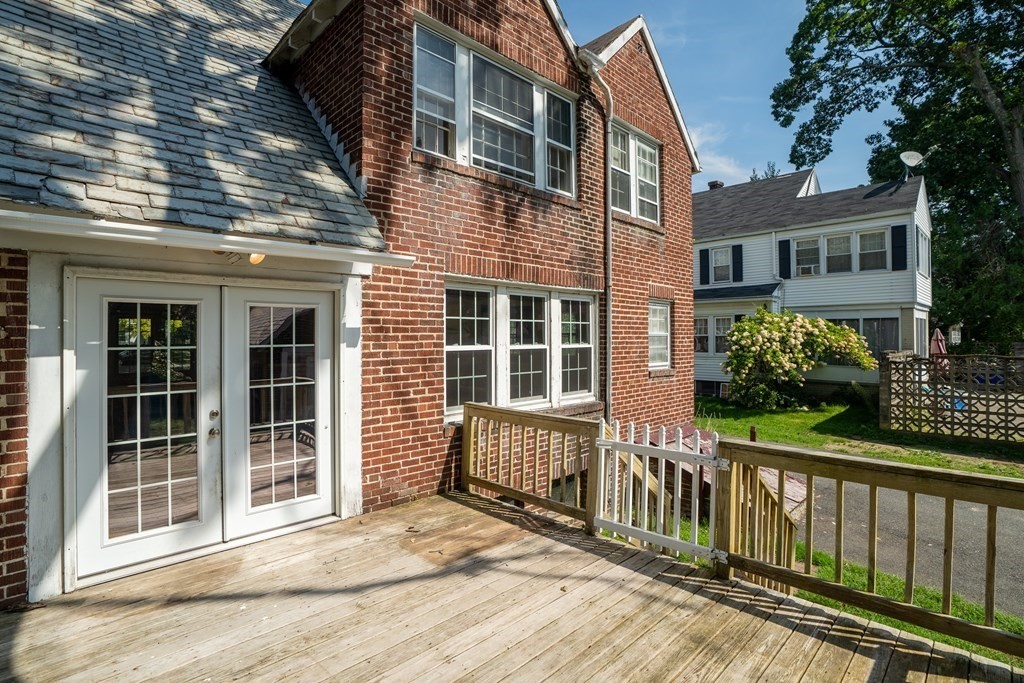 35 Bronson Terrace Springfield, MA 01108 - Photo 2 of 39 a front view of a house with a porch