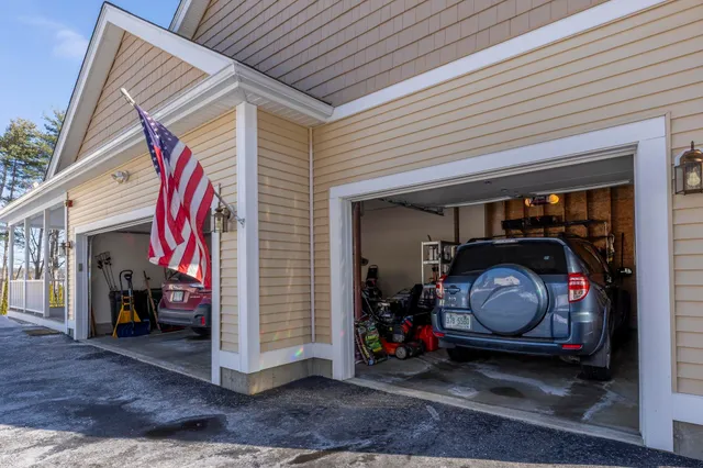 $700,000 | 67 Port Way, Laconia, NH 03246