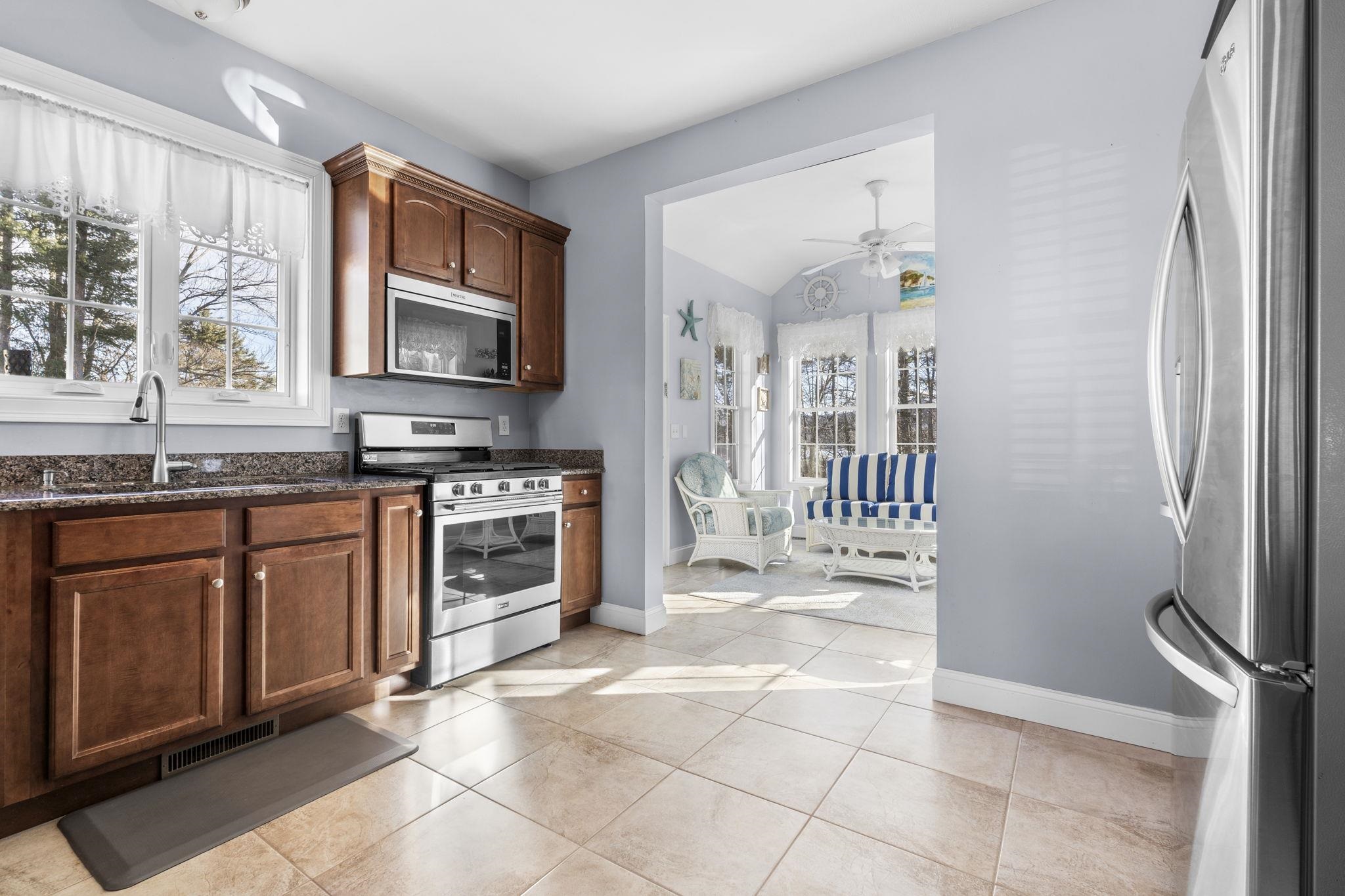 67 Port Way Laconia, NH 03246 - Photo 23 of 53