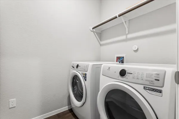 $2,799 | 2605 Totley Road, Manor, TX 78653