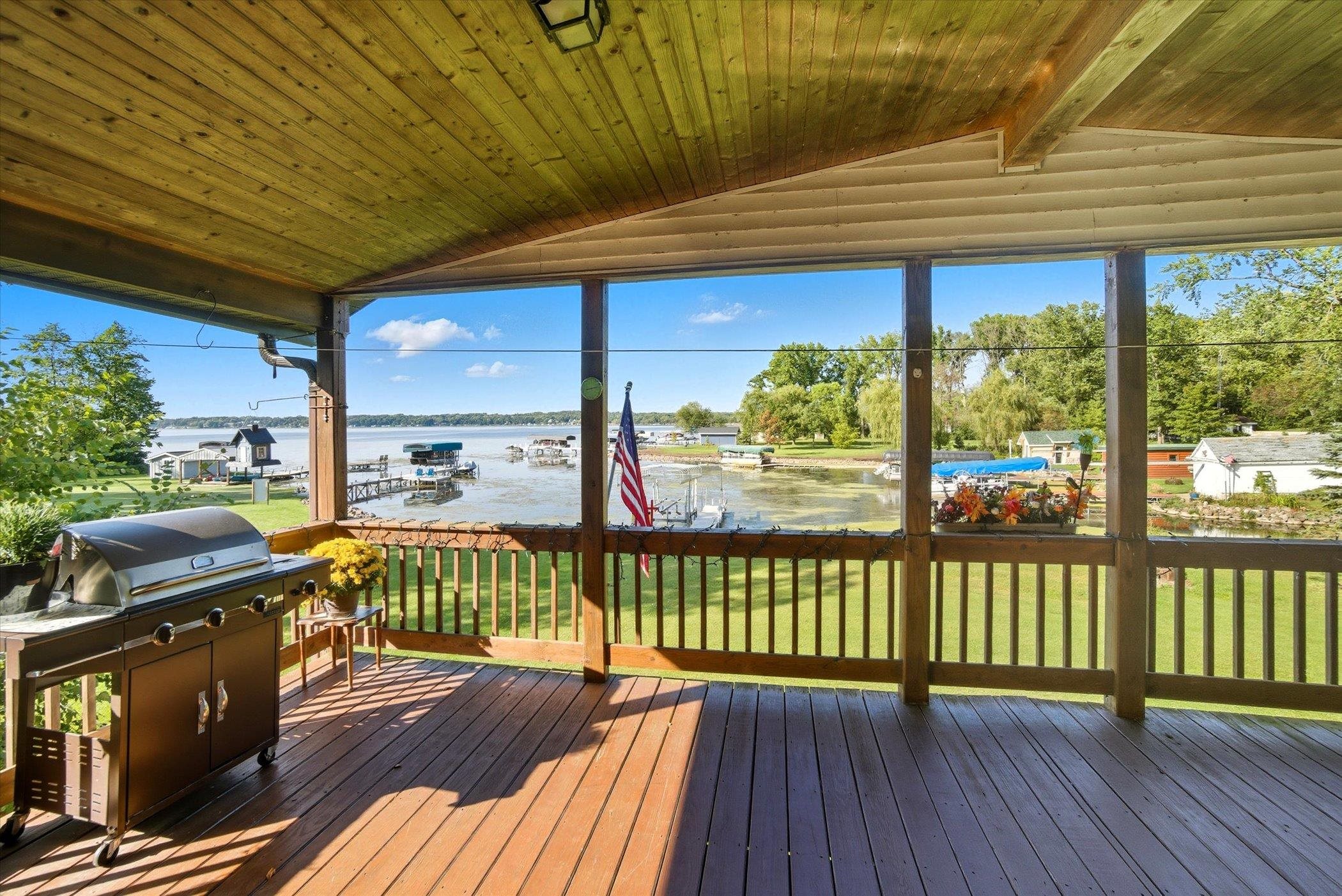 W954 Spring Grove Road Ripon, WI 54971 - Photo 12 of 57