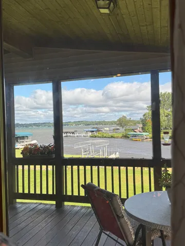 $950,000 | W954 Spring Grove Road, Ripon, WI 54971