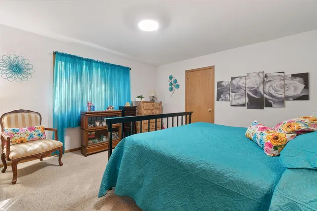 $950,000 | W954 Spring Grove Road, Ripon, WI 54971