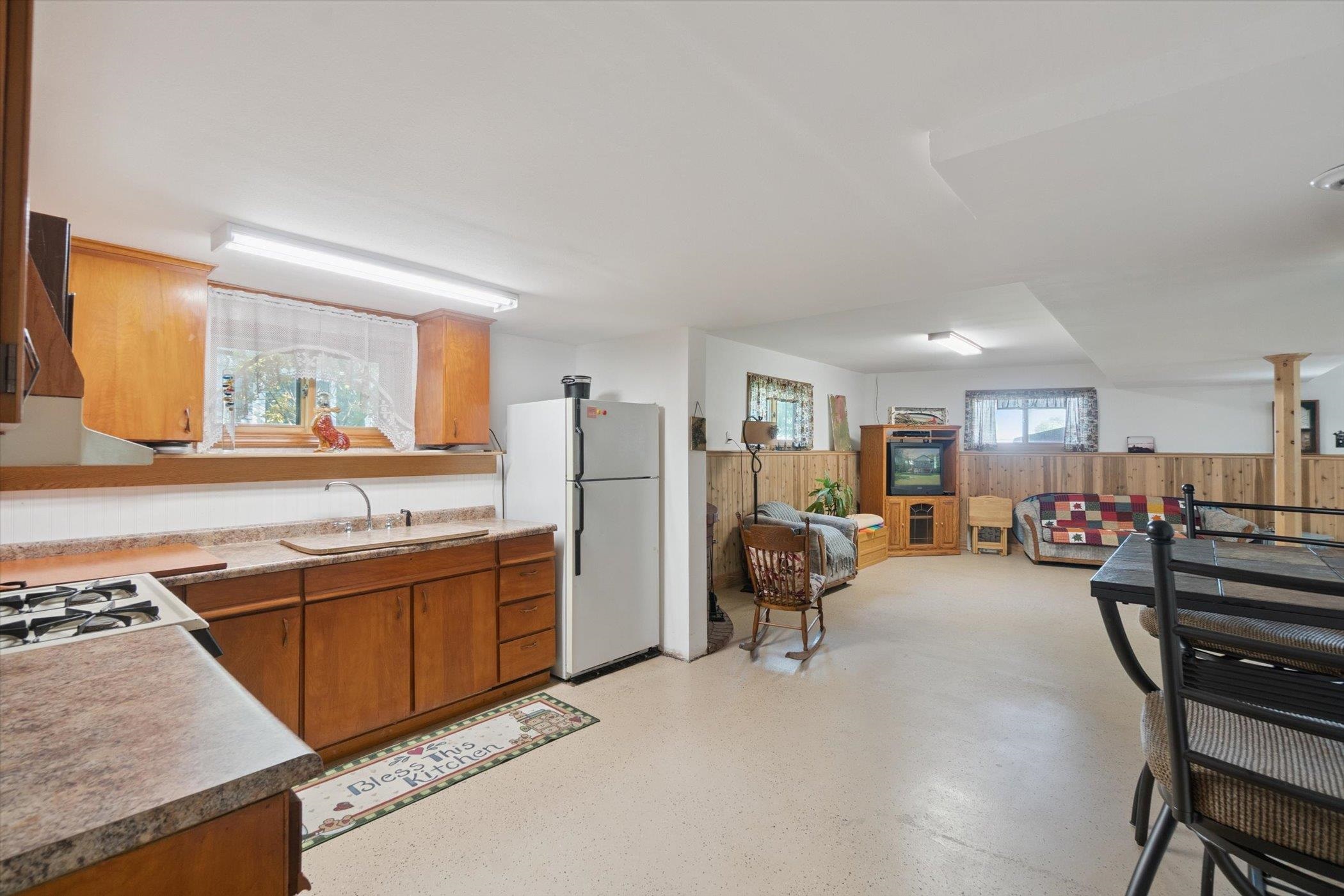 W954 Spring Grove Road Ripon, WI 54971 - Photo 31 of 57