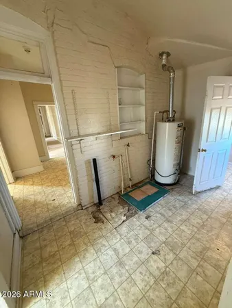a view of a storage & utility room